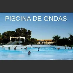 lacqua-di-roma-com-piscina-de-ondas-jr.caldasnovashotels.com/